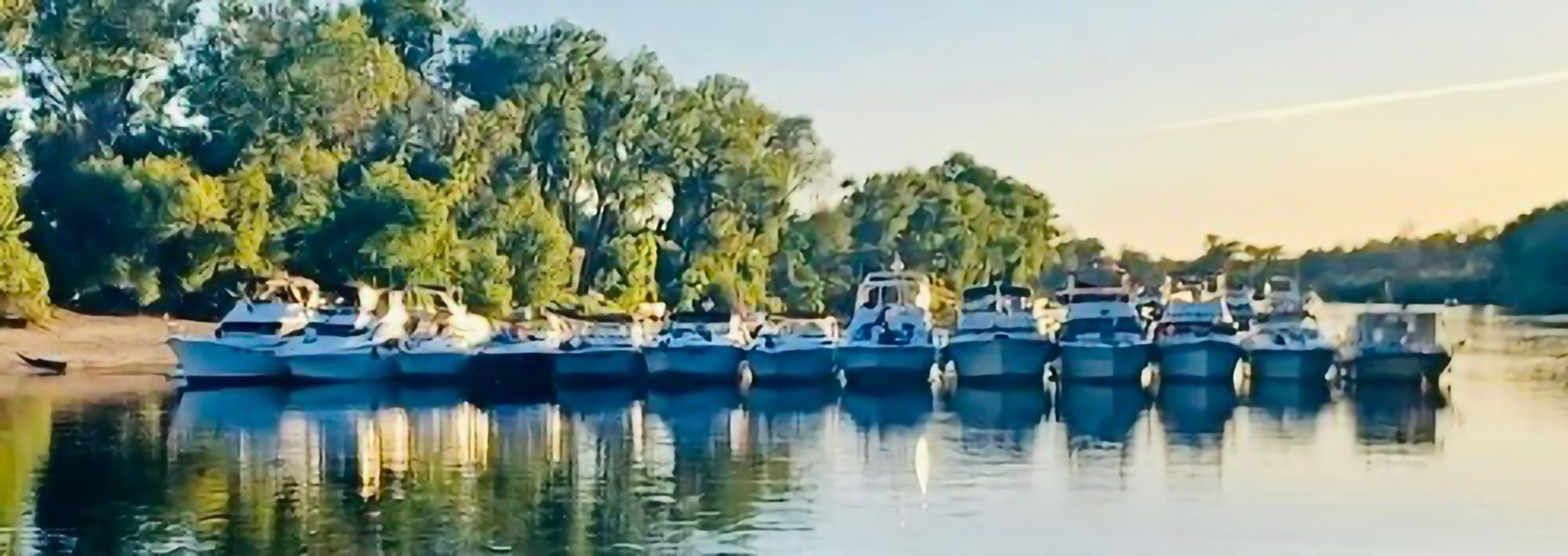 Reggae  On The River