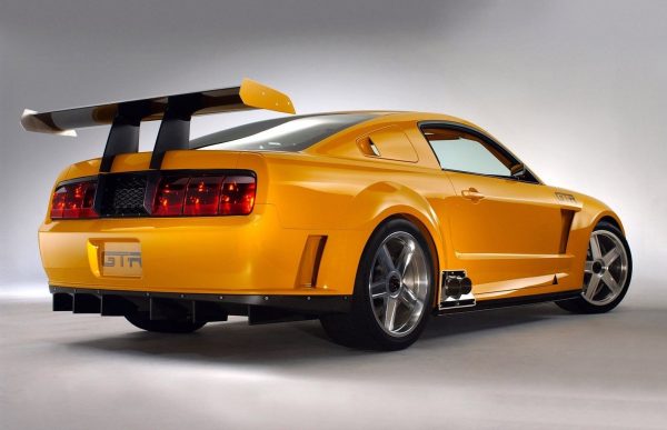 2005 Ford Mustang GTR Concept